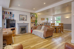 OP Lounge/Diner- click for photo gallery